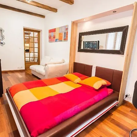 Appartamento Abbesses Montmartre Parigi