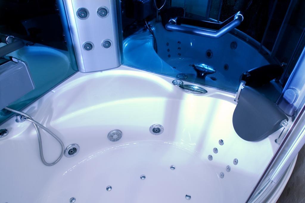 Abbesses Montmartre Apartment *