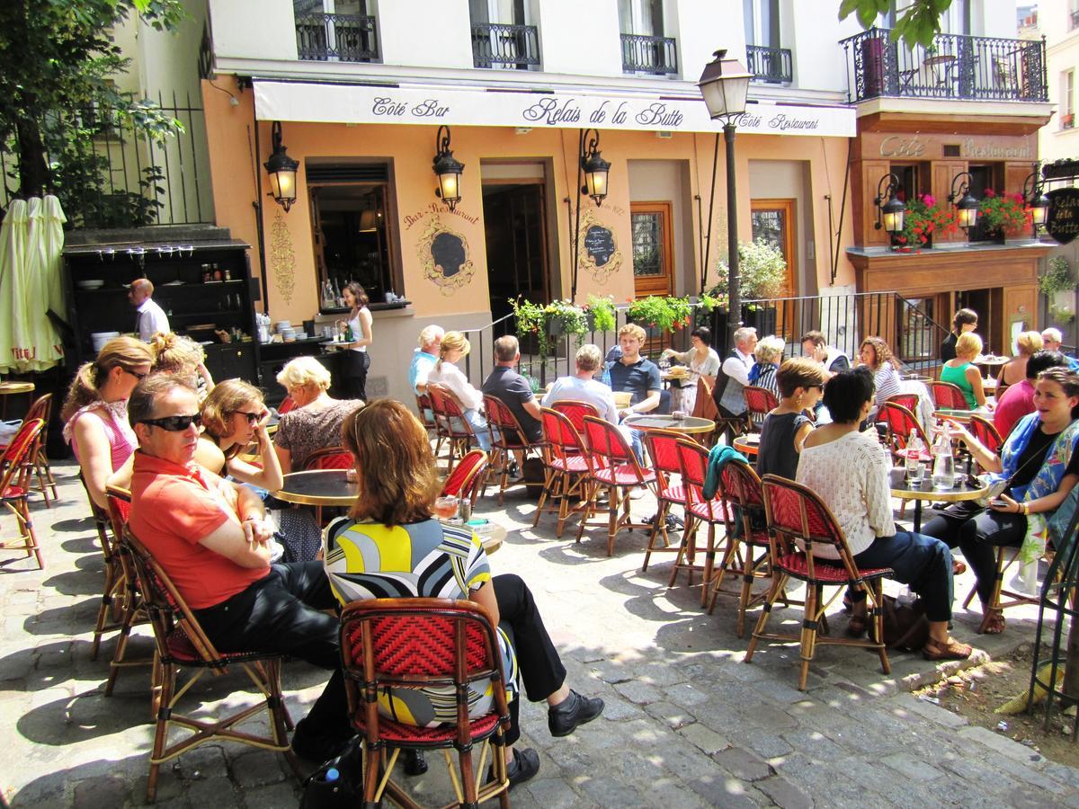 Abbesses Montmartre Apartment Paris