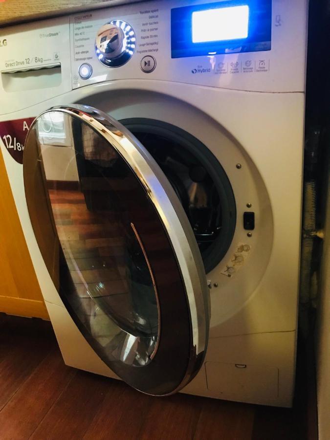 Abbesses Montmartre Paris